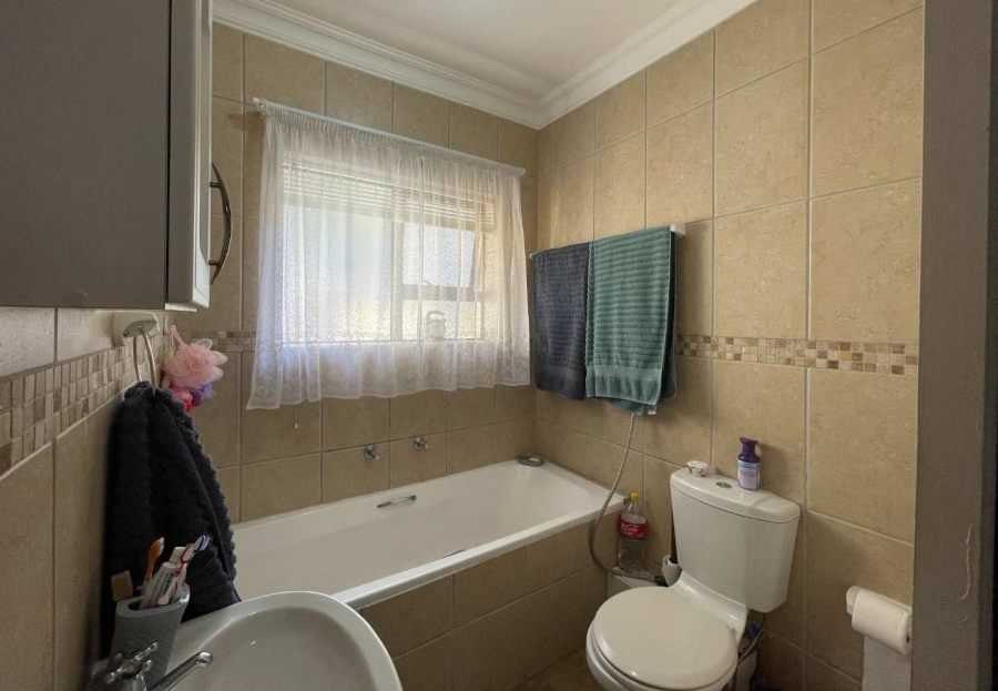 3 Bedroom Property for Sale in Seemeeu Park Western Cape